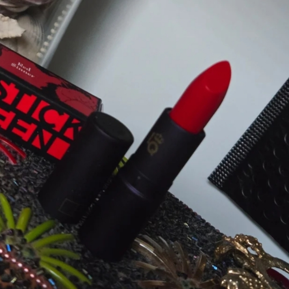 Lipstick Queen Red Sinner Matte Lipstick 3.5g Discontinued Rare NIB - Picture 2 of 5